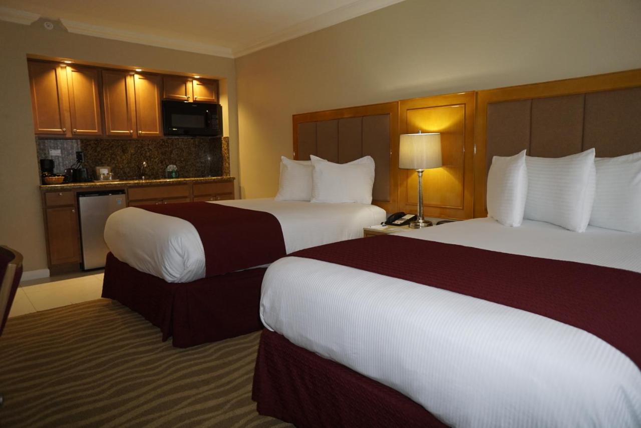 Ocean Sky Hotel & Resort Fort Lauderdale Bilik gambar